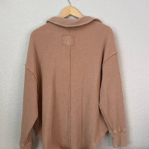 Aerie Lumber Jane Waffle Polo Long Sleeve Top Oversized Tan Size Medium - Picture 6 of 8